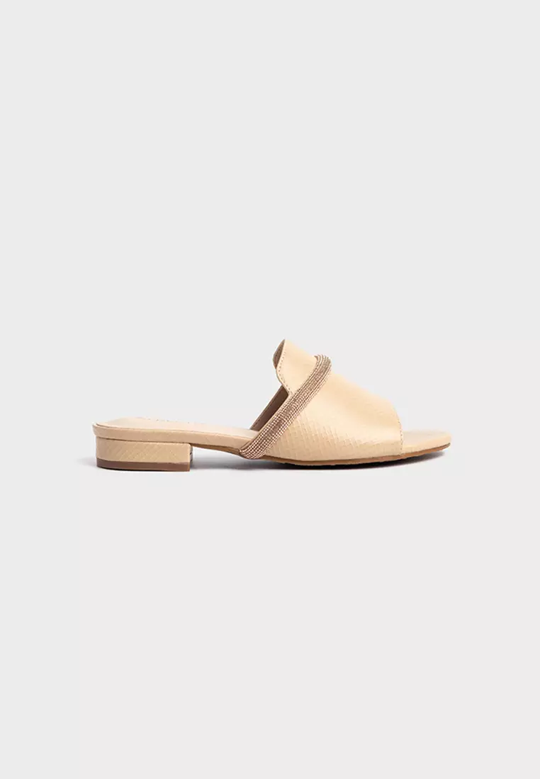 Discount on ALBERTO  shoes - SKU: Women's Amia Flat Sandals