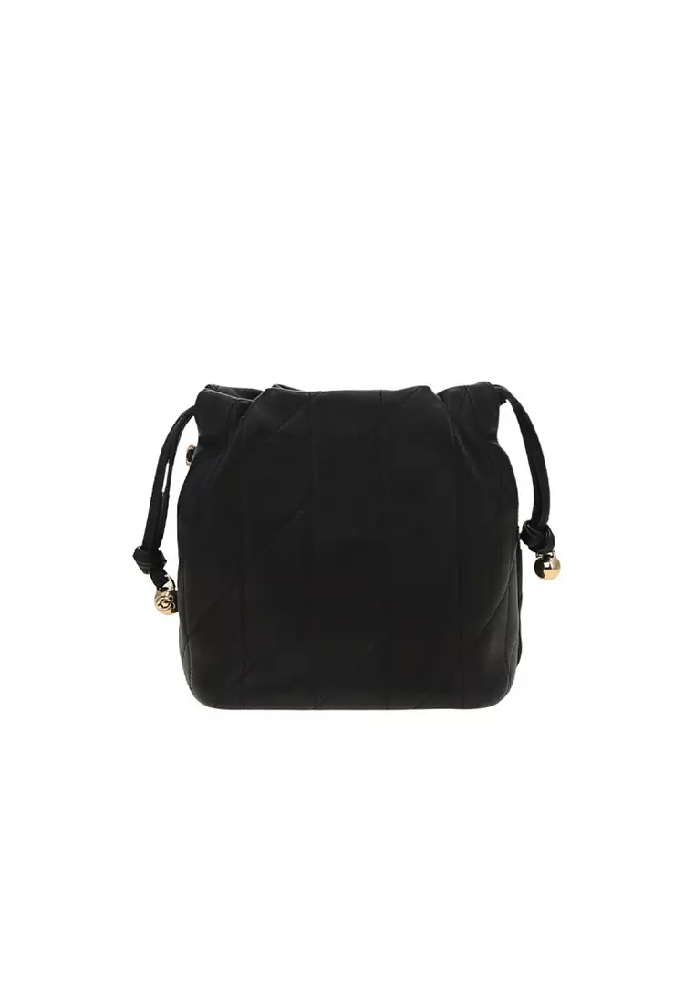 Faye 17 Women's Shoulder Bag in Black CDB69