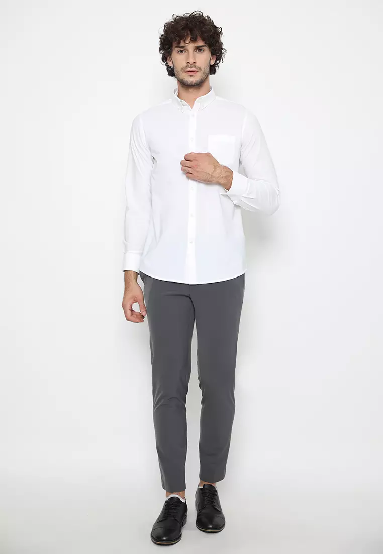 Jobb Steelcase Kemeja Pria Lengan Panjang Slim Fit Putih