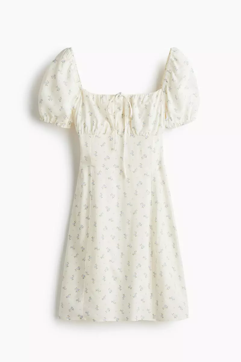 Puff-sleeved dress
