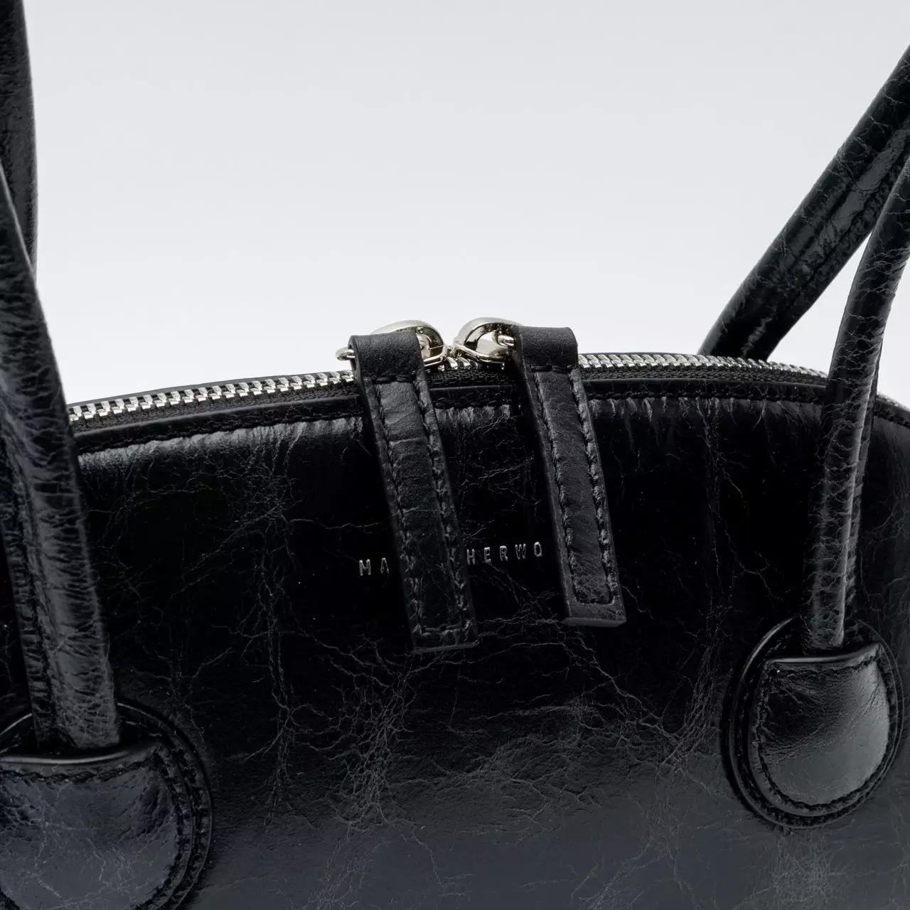 Jual Marge Sherwood Bessette Shoulder Bag Crinkle Black