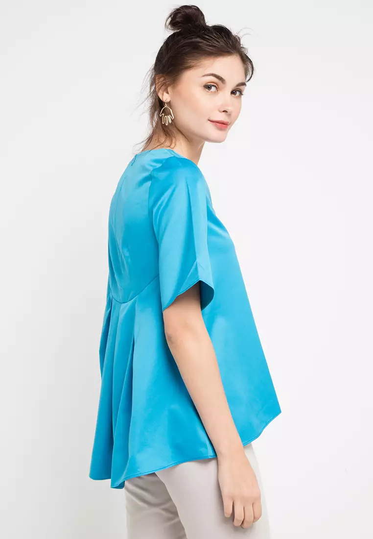 Floy Rear Blouse Model