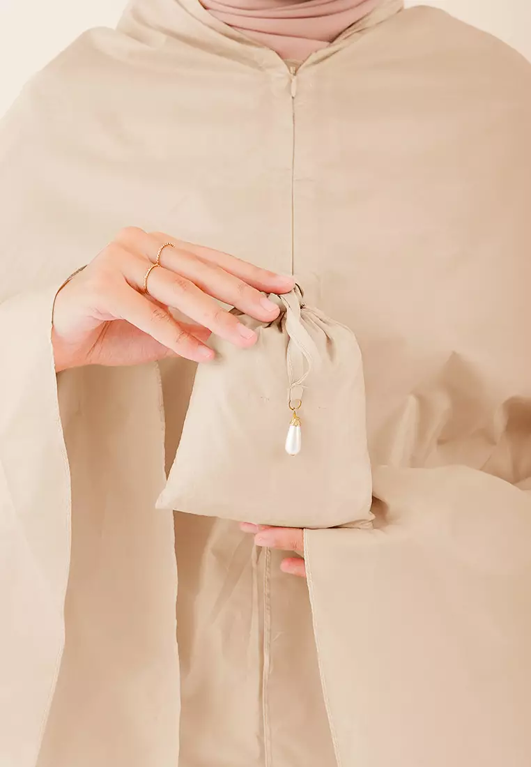 Zelena - Mukena Traveling Polos Parasut Korea - Creamy Brown