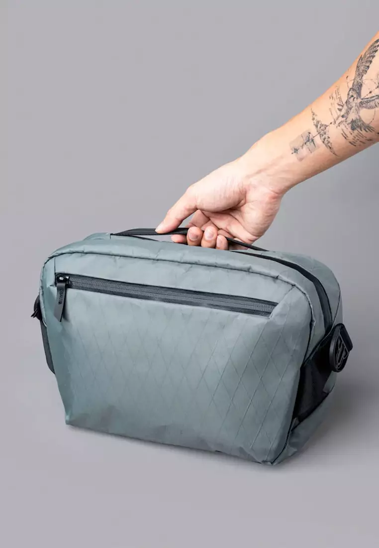 Alpaka Go Sling Bag - Slate Grey VX21