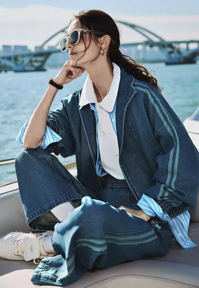 WOMEN'S SIDE STRIPE LOOSE FIT CROPPED DENIM JACKET