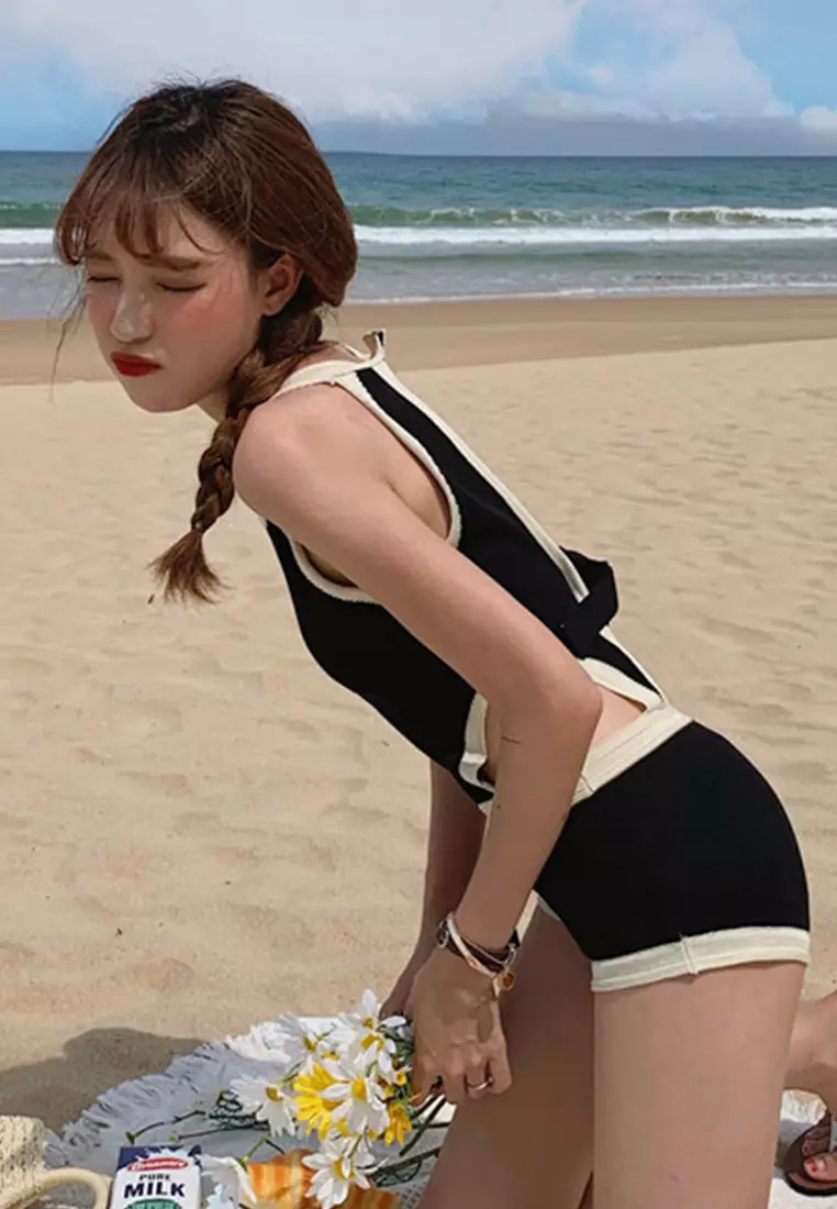 Small Fresh Sexy Halter One-Piece Swimsuit A21071401