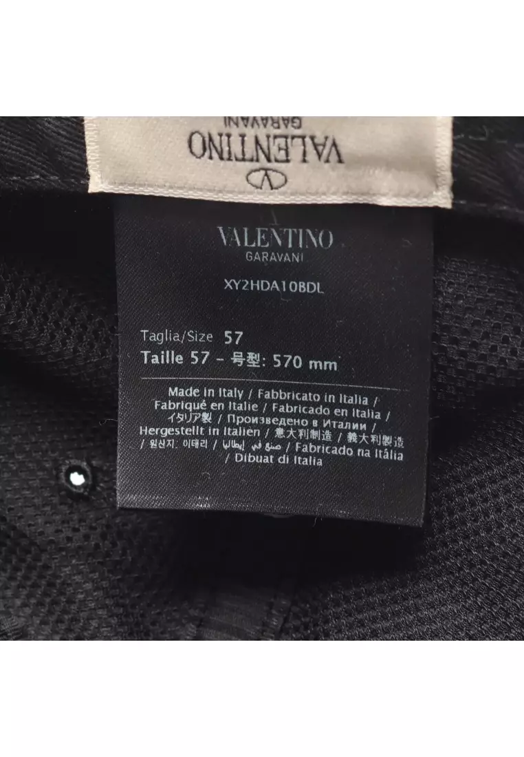 Pre-Loved Valentino V logo cap cotton black