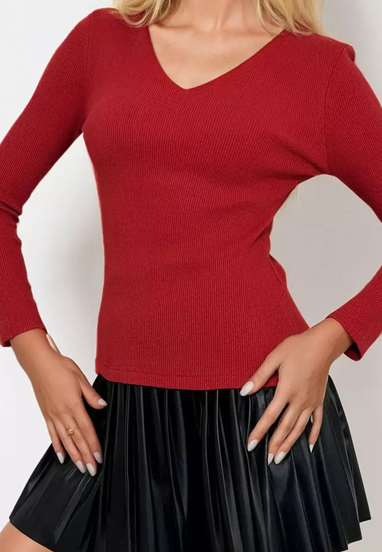 Women's Red V Neck Camisole Basic Blouse Alc-X13290