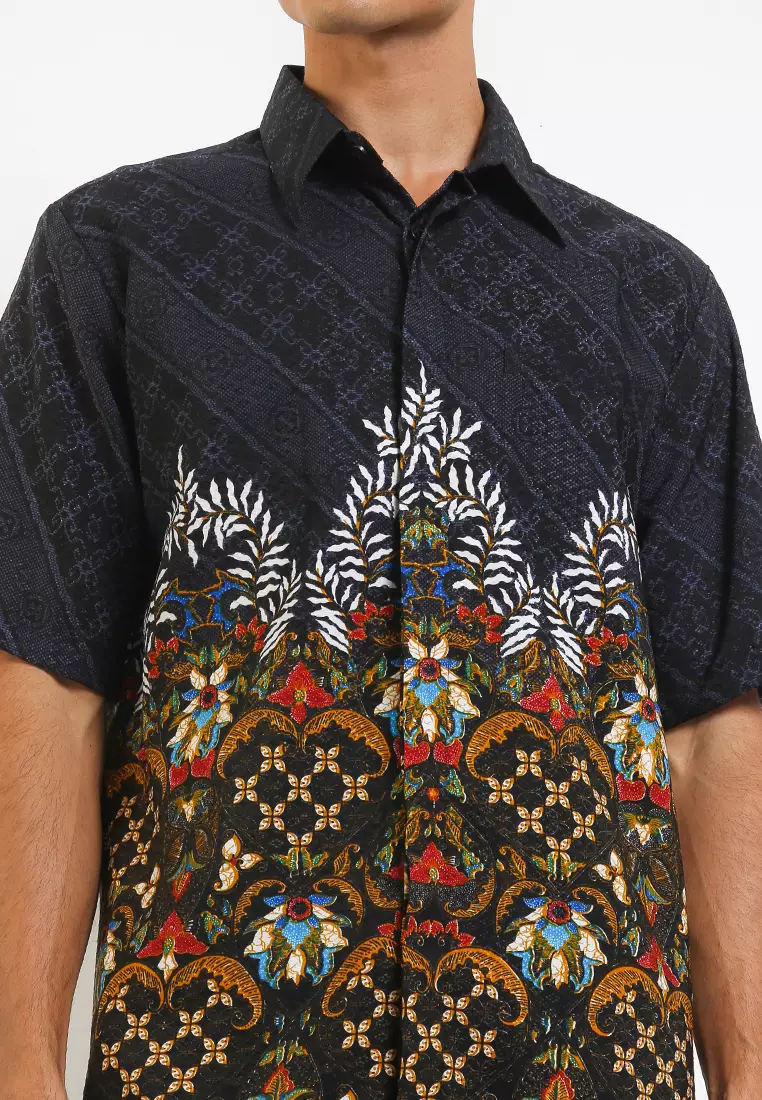 Hem Regular Fit Batik Kawung Hati