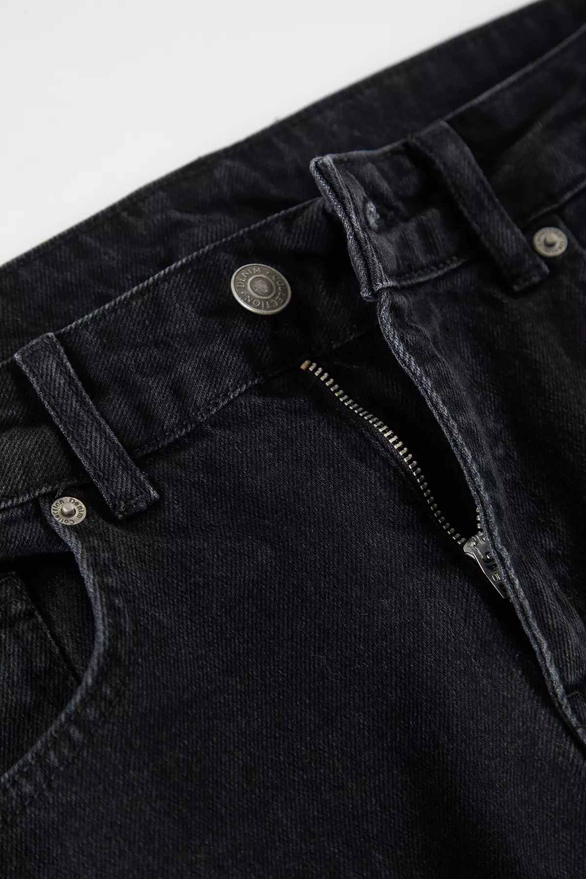 Straight Baggy Jeans