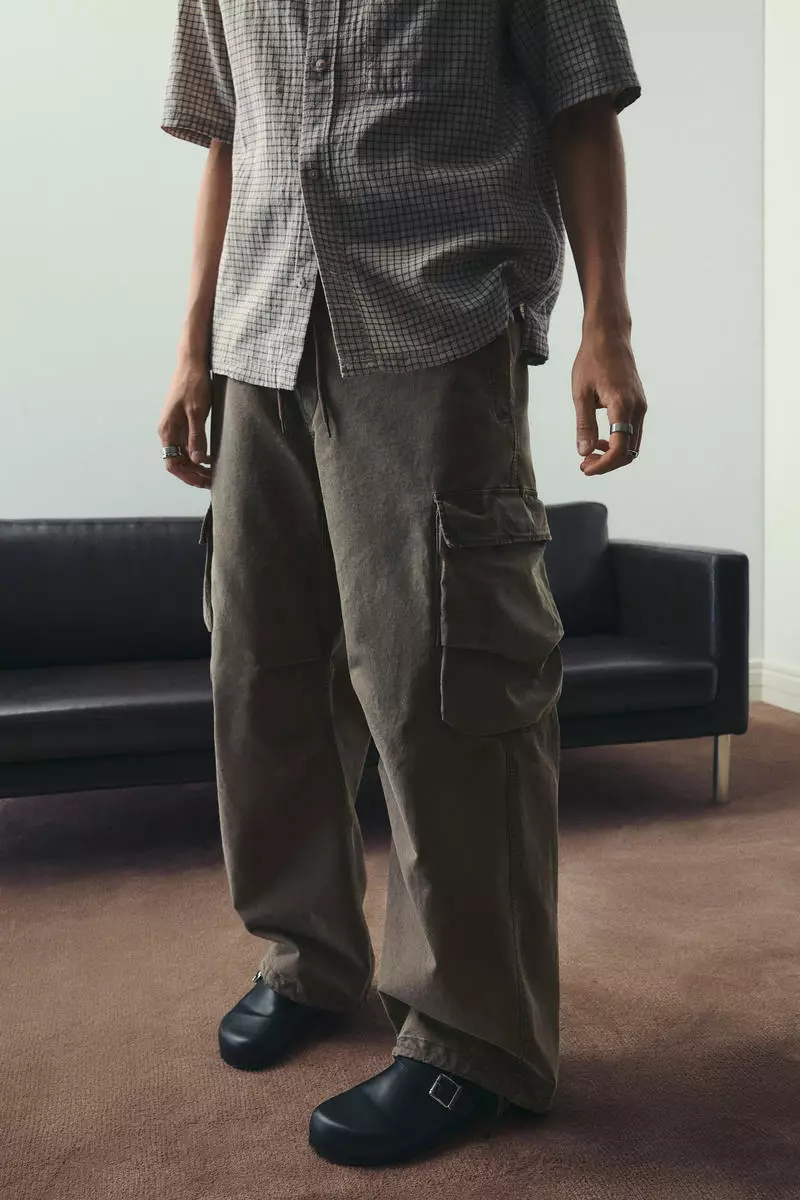 Loose Fit Washed cargo trousers