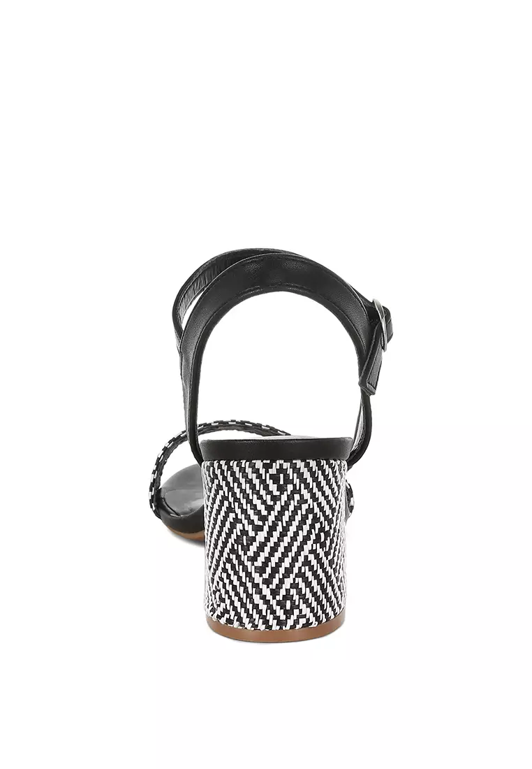 Heels Blok Gesper Pin Raffia Warna Hitam