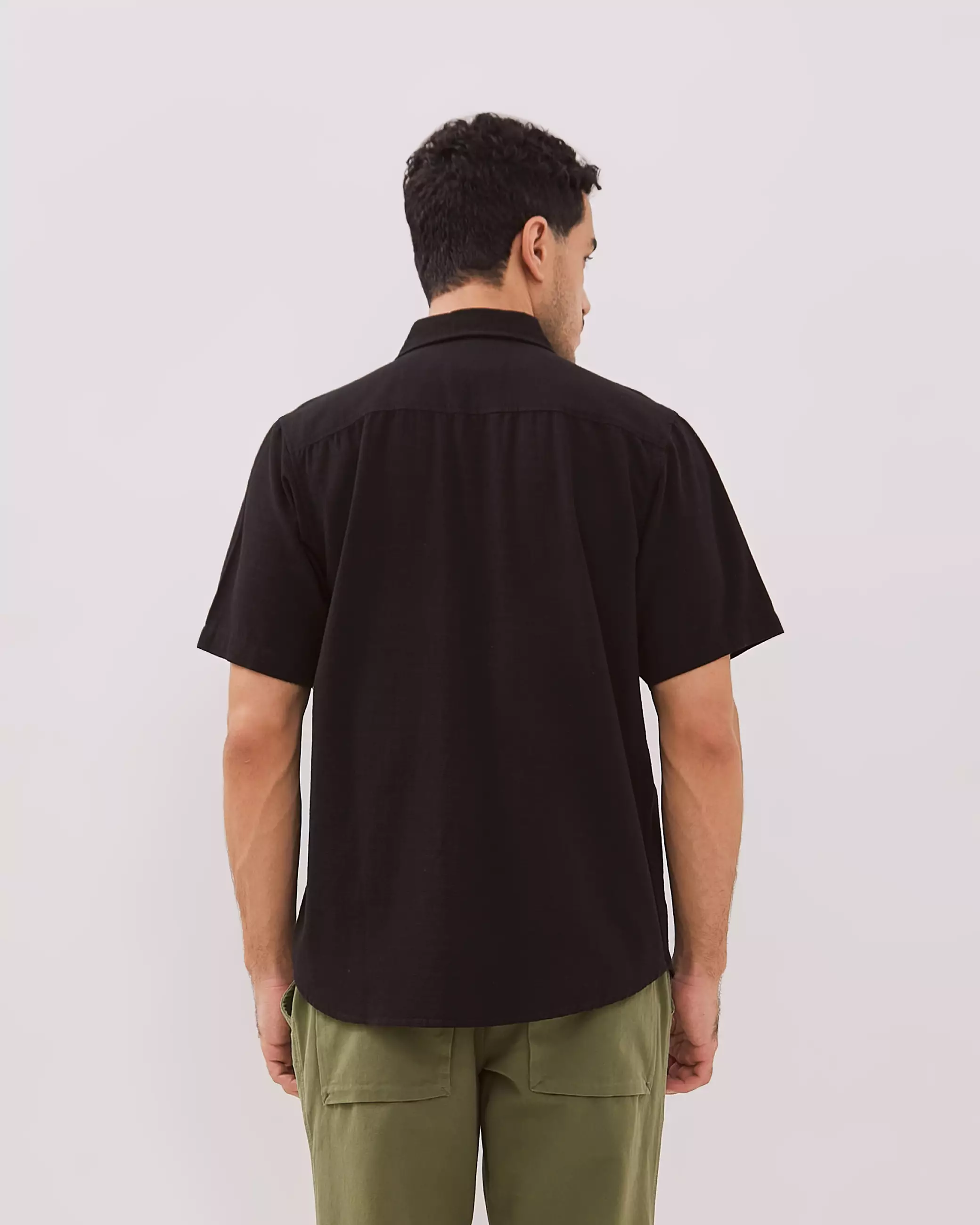 AMK Kemeja Pria Lengan Pendek SHS Andreas Ss Black