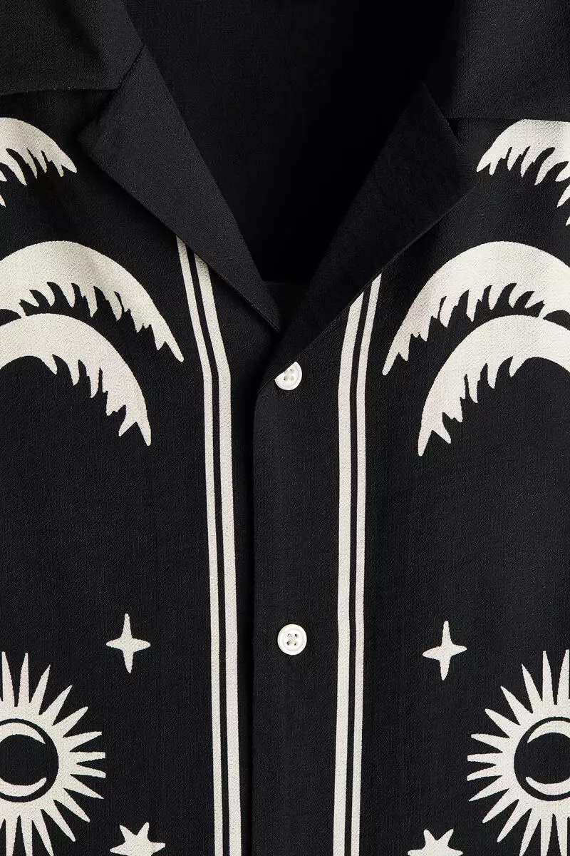Relaxed Fit Printed resort shirt