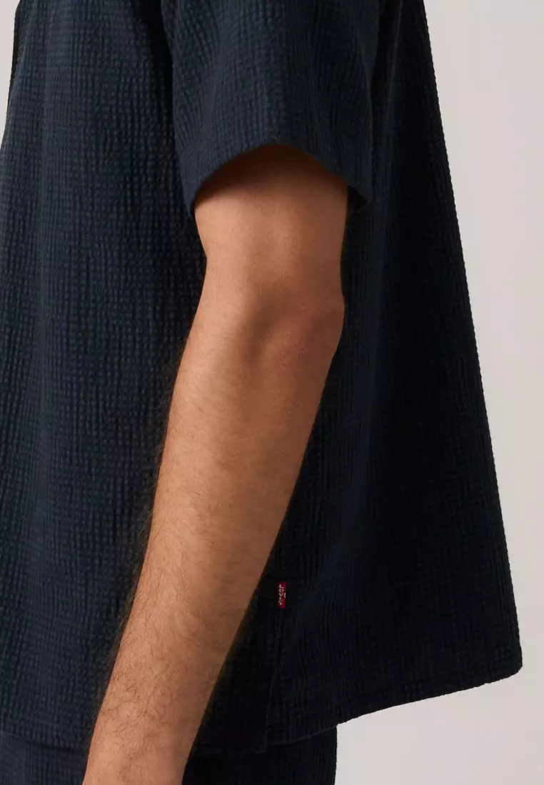 Levi's® Men's Sunset Camp Standard Fit Shirt (005H5-0001)