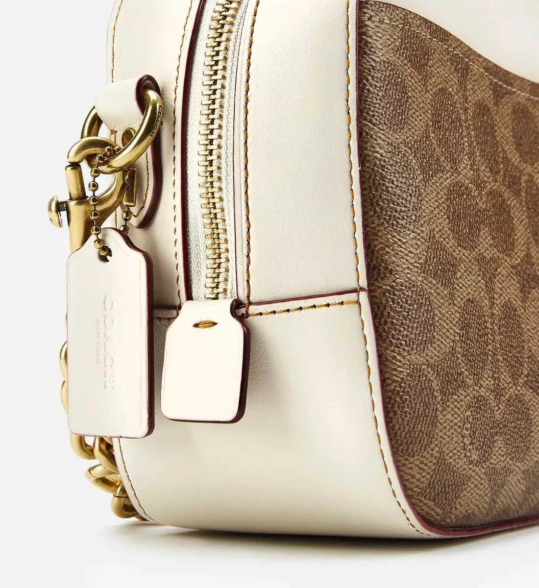 Jual Coach Coach Camera Bag In Signature Canvas Tan Chalk Original 2024