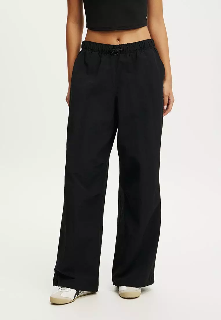 Off Side Woven Sweatpants