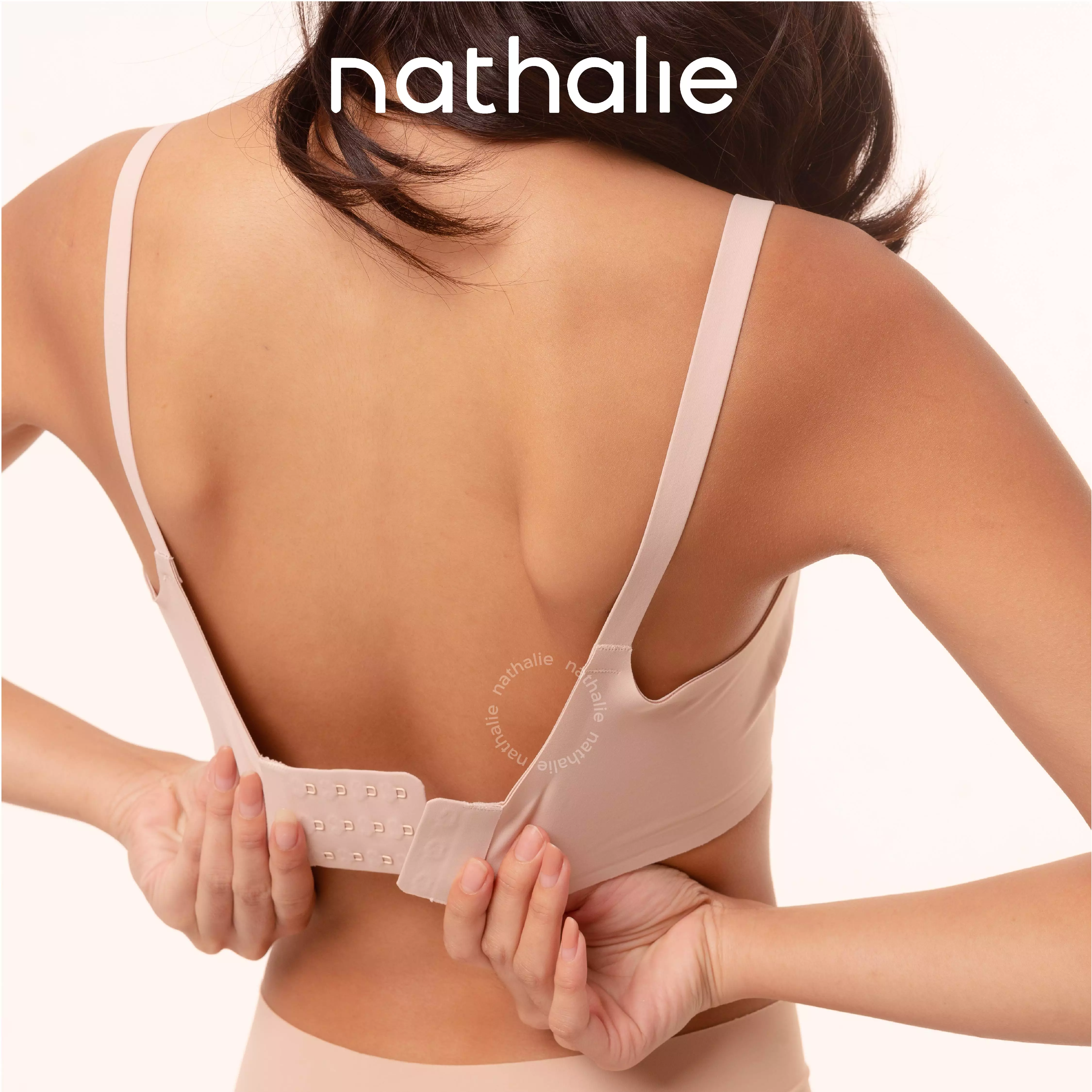 Nathalie Seamless Lace Bra NTB 3500 - Hitam