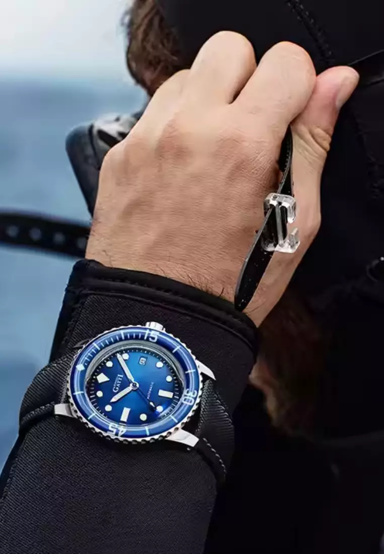 自動中性不鏽鋼手錶，皮革錶帶