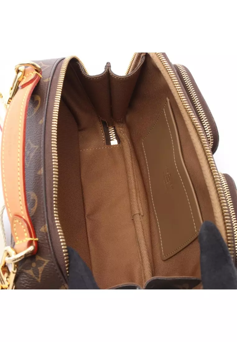 Pre-Loved Louis Vuitton Utility crossbody monogram Handbag PVC leather Brown 2WAY