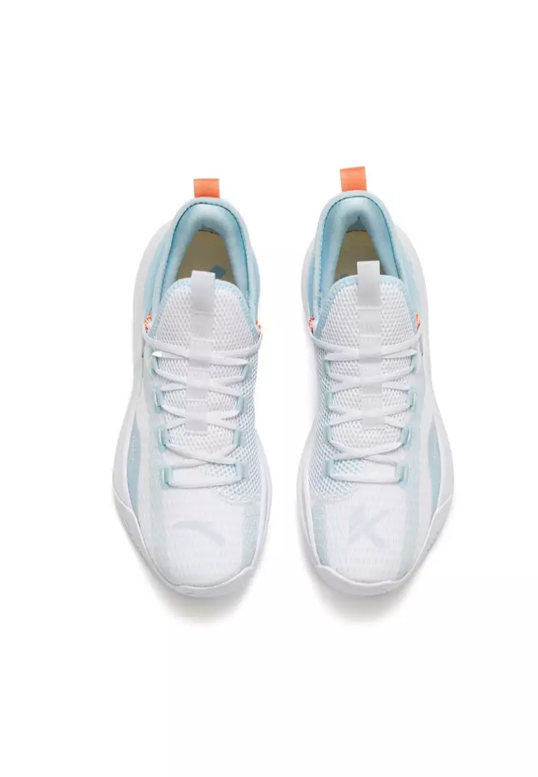 Klay Thompson KT Fly Basketball Shoes in White/Light Steel Blue