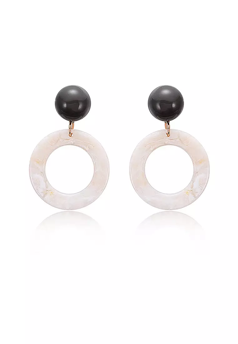 The clearance outlier earrings