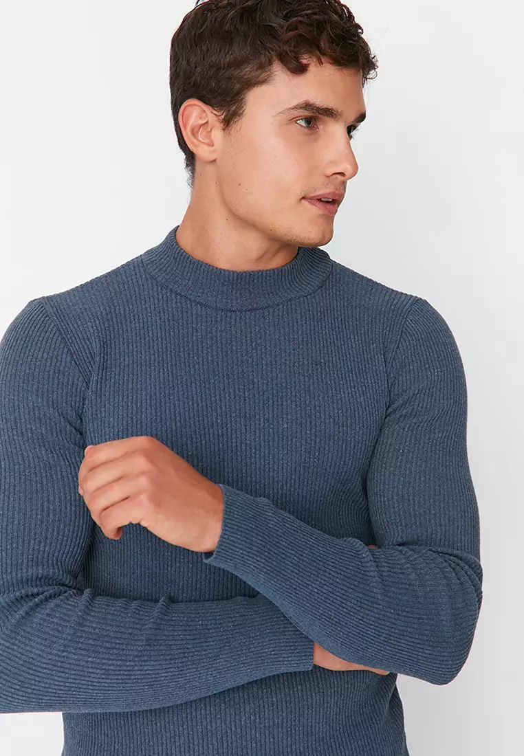 Half Turtleneck Sweater