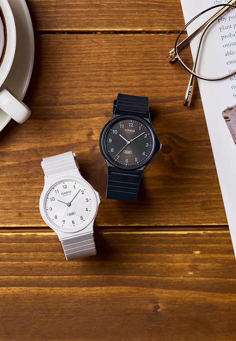 Casio MQ-24B-1B - Jam Tangan Analog Pria - Black Resin Band