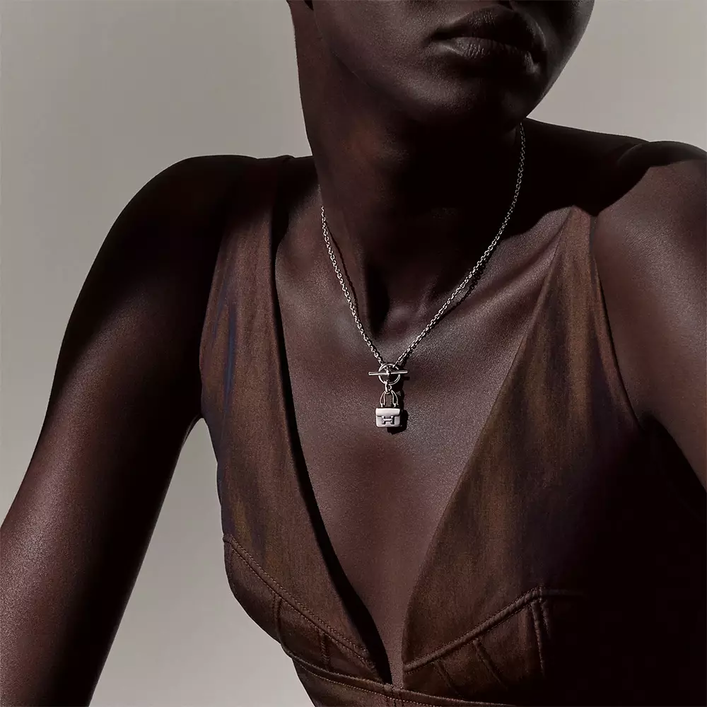 Amulets Constance Necklace Pendant Silver