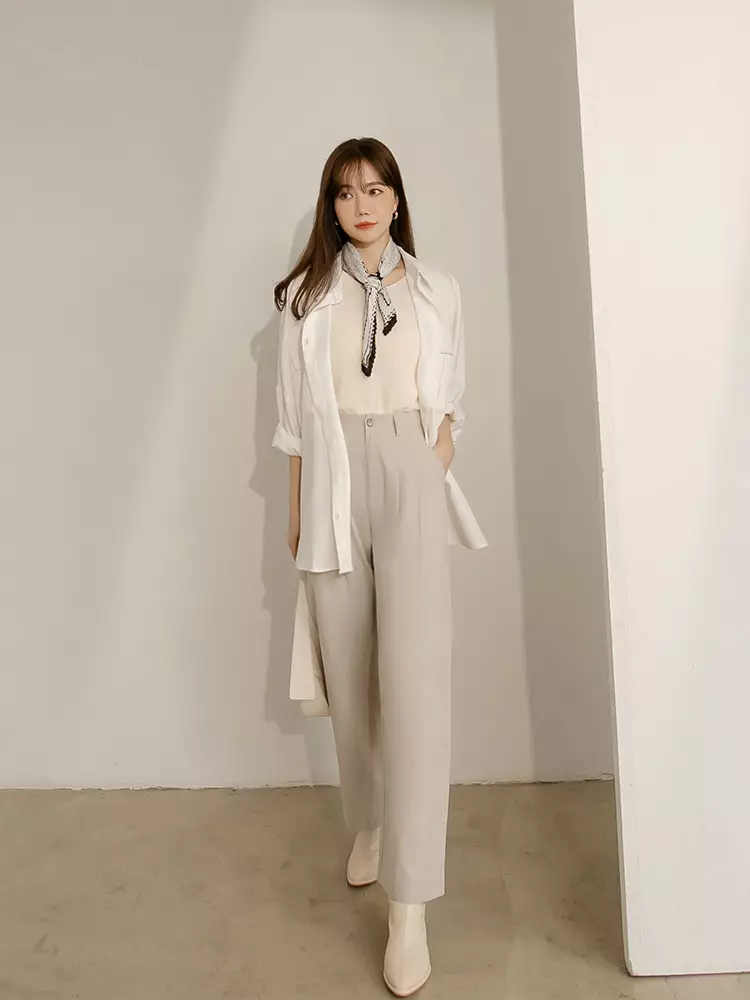 Cotton Waist-Defining Pleated Slim Straight Pants [BA7454]