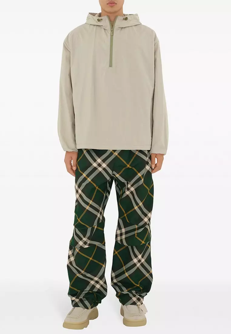 Nylon Pullover Windbreaker in Hunter