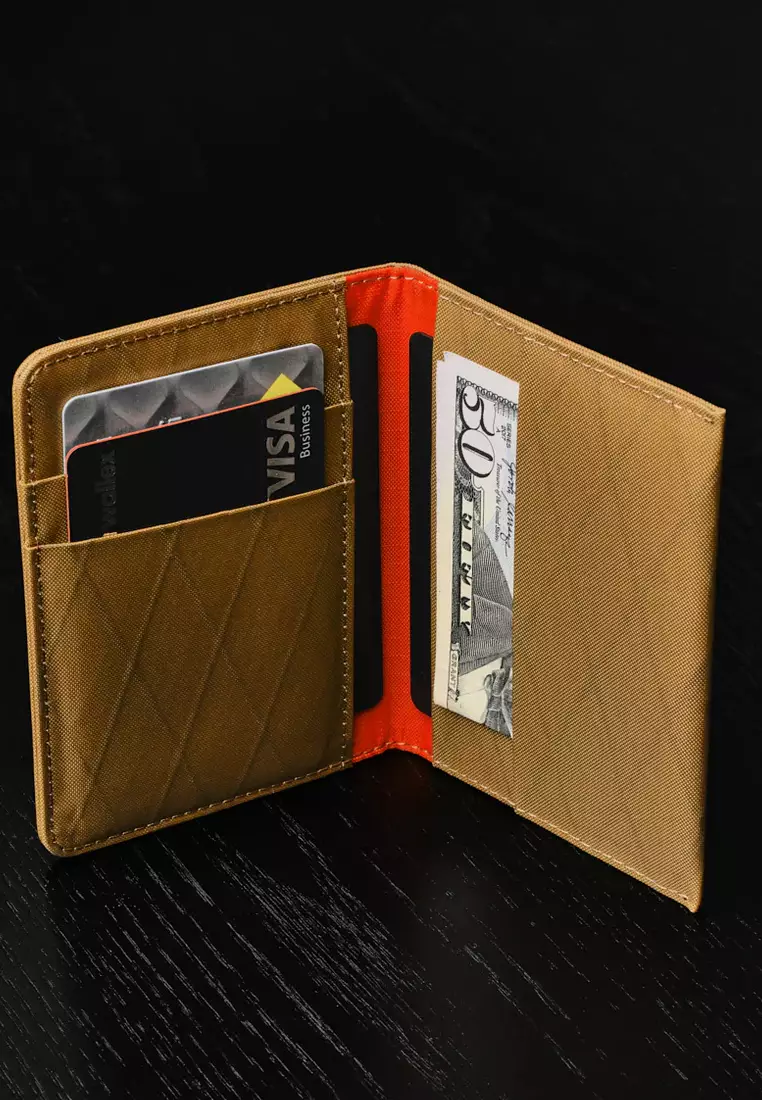 Alpaka ARK Bifold Wallet - Coyote Brown