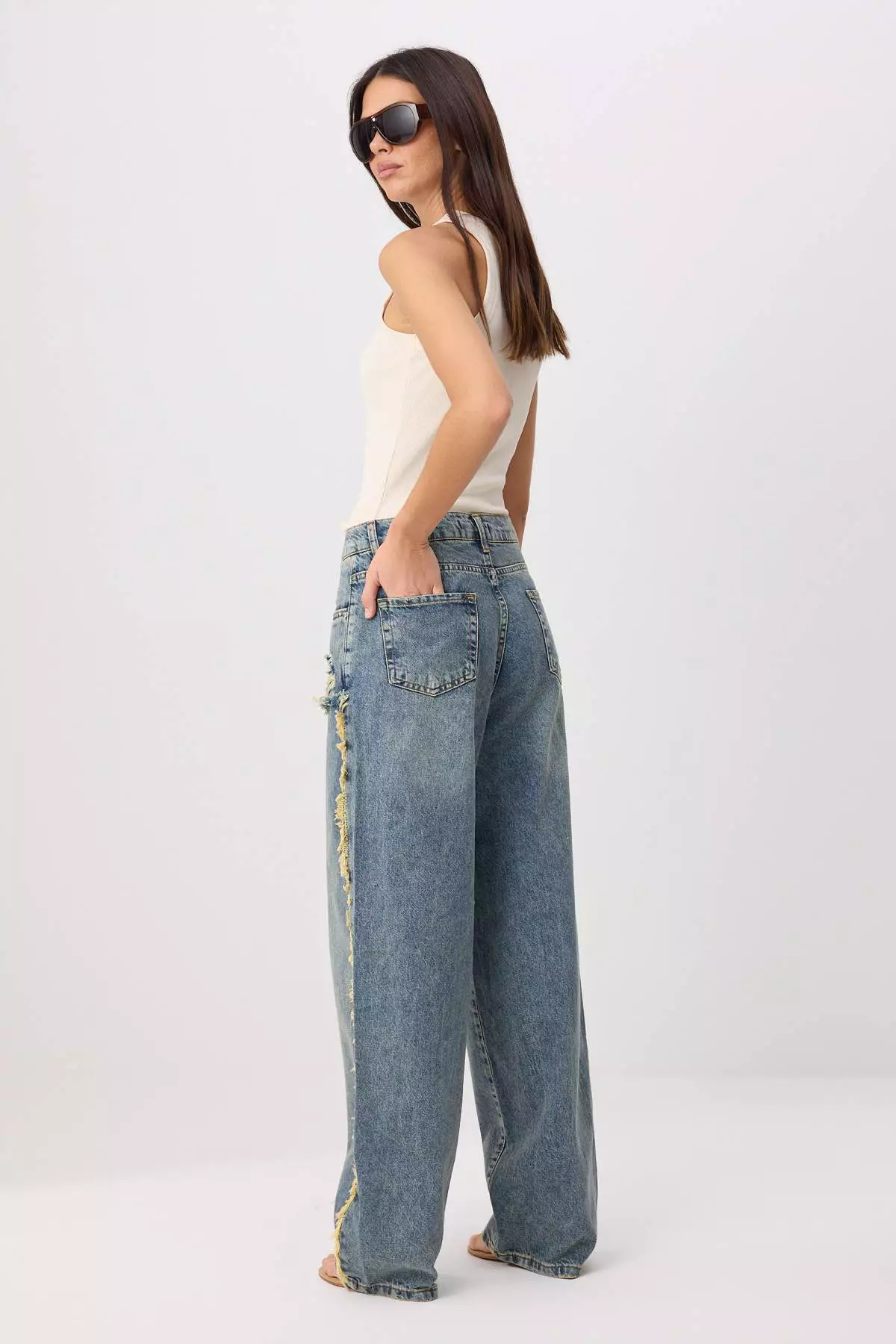 Blue Ripped Detailed High Waist Wide Leg Jeans Twoss26Je00353