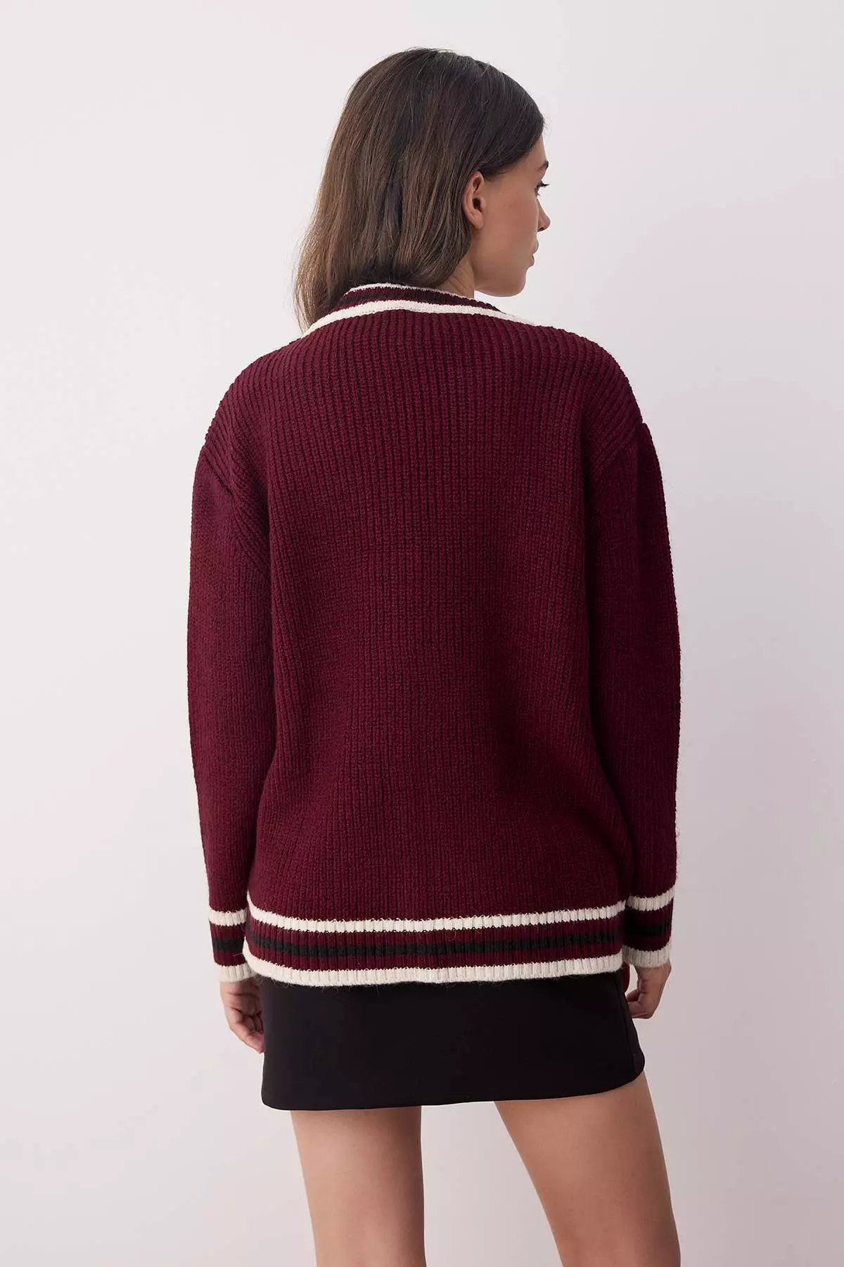 Burgundy Color Block Wide Pattern Knitwear Cardigan