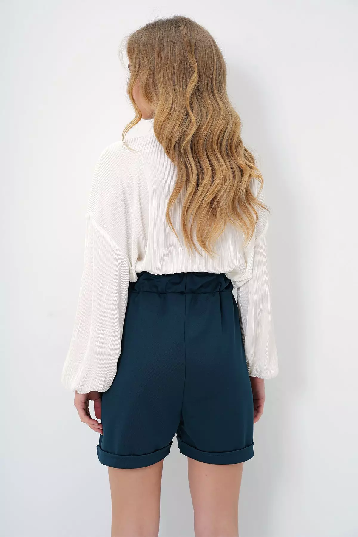 Women's Petrol Green Elastic Waist Belted Double Pocket Double Leg Carrot Gabardine Shorts