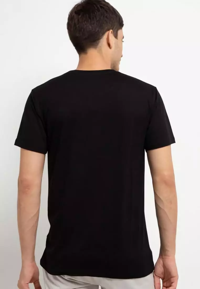 MTH95 Kaos Pria Simple Jepang Smallrec Katakana Hitam T-shirt Black