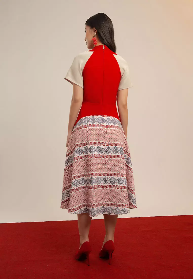 Minimal Melvee Clover Dress Red Lengan Pendek