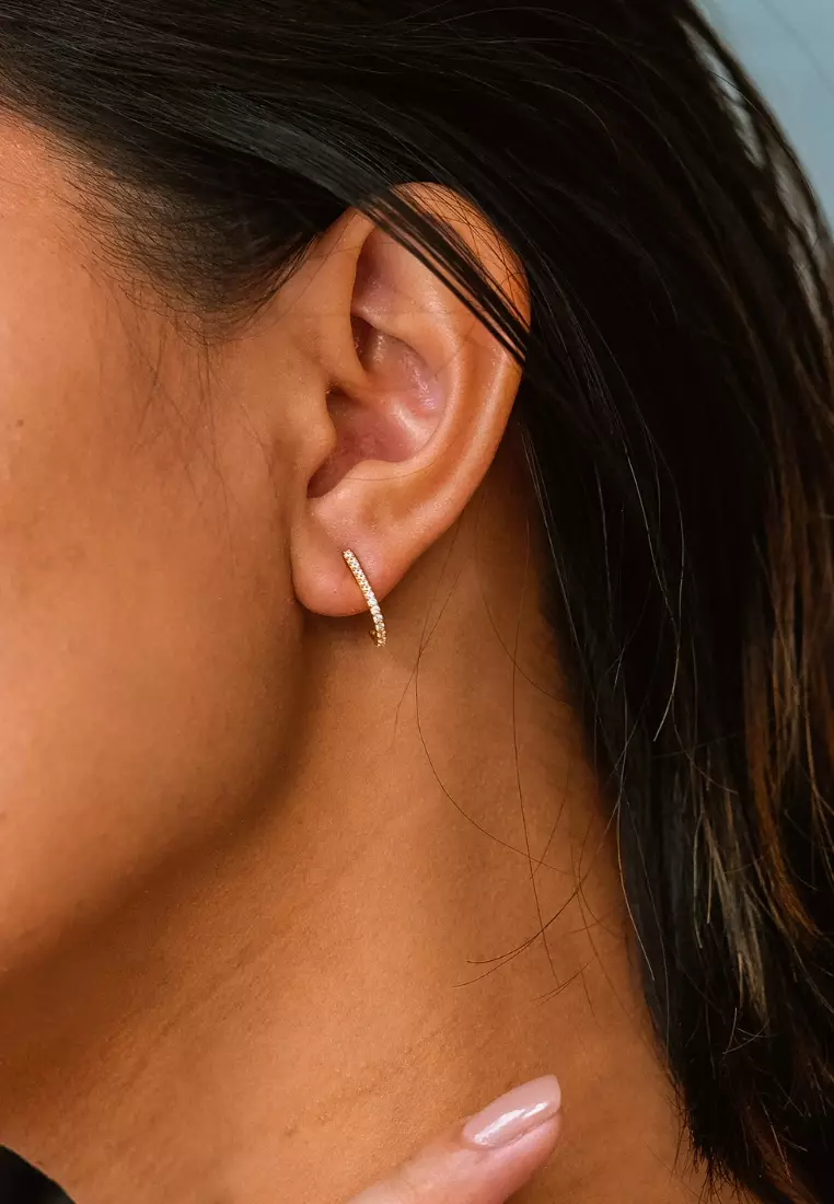  J Hook Studs 18k Gold