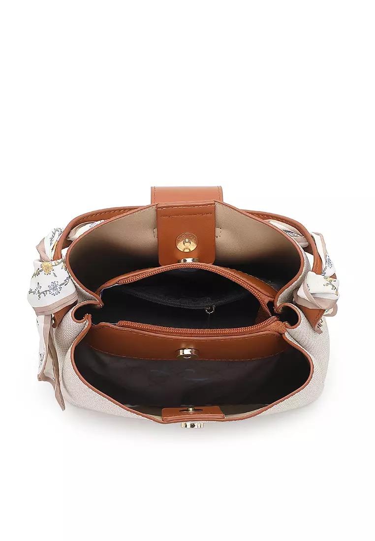 Women's Top Handle Bag / Sling Bag / Crossbody Bag / Shoulder Bag (Tas Tangan Wanita / Tas Selempang Wanita / Tas Bahu Wanita) - Putih