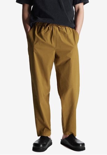 COS Relaxed-Fit Tapered Trousers | ZALORA Philippines