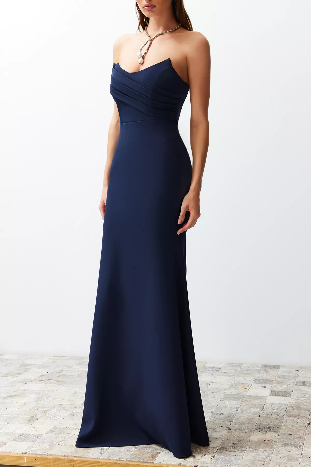 Maxi Dress with Collar Detail