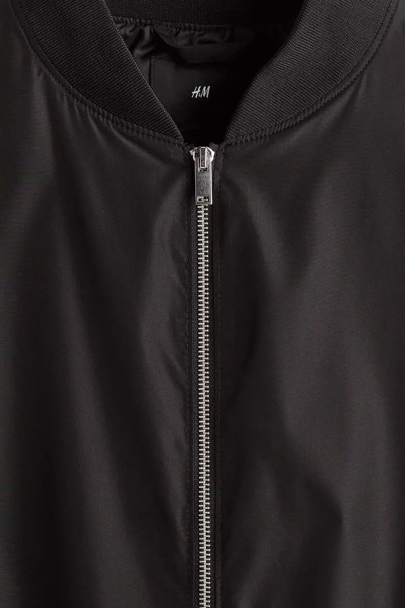 Lightweight bomber jacket