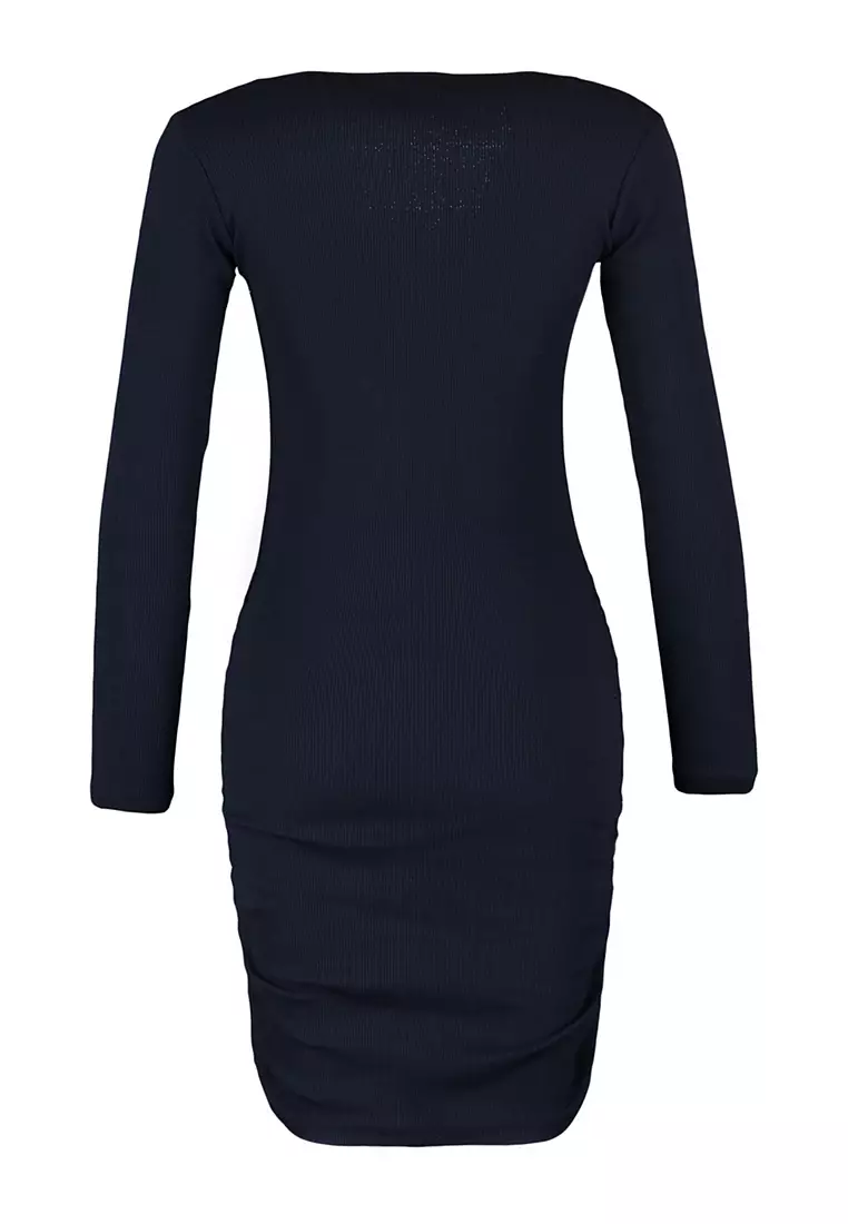Buy Trendyol Solid Square Neck Knitted Bodycon Dress Online | ZALORA ...