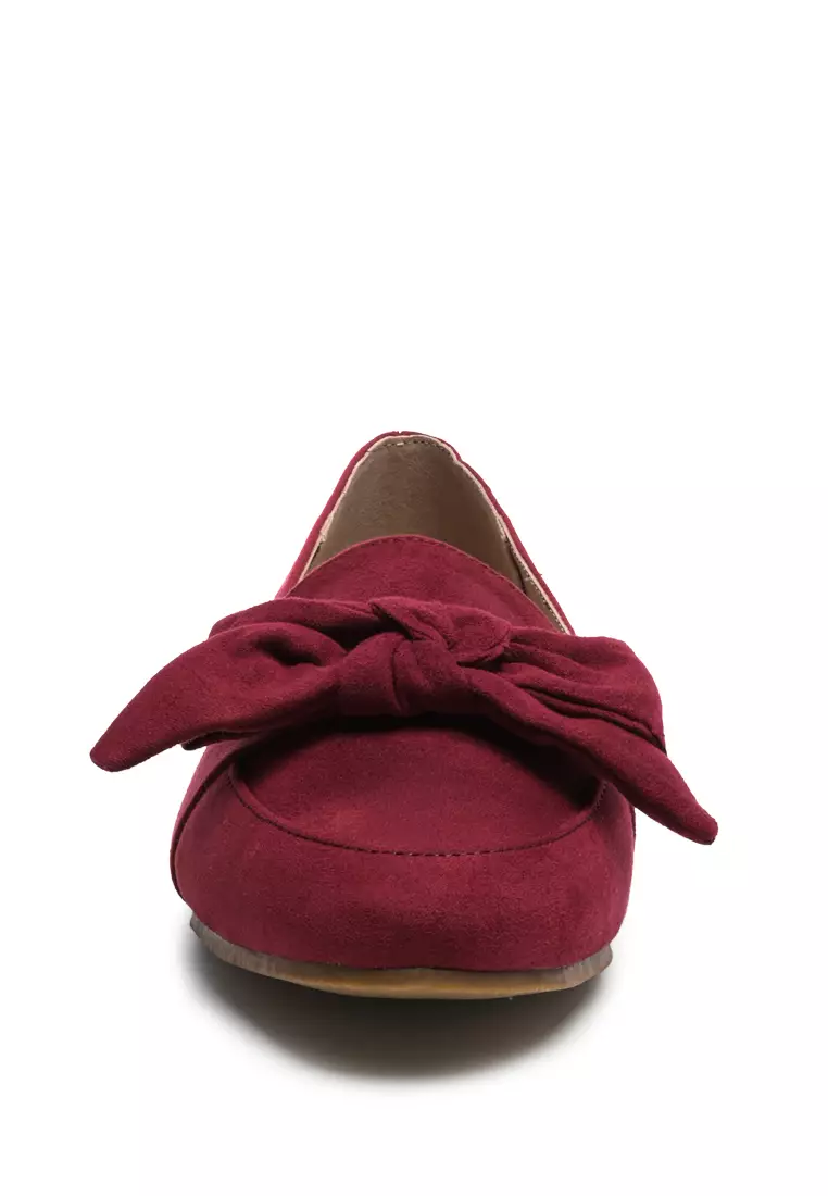 Sepatu Loafer Kasual dengan Pita Warna Merah Tua