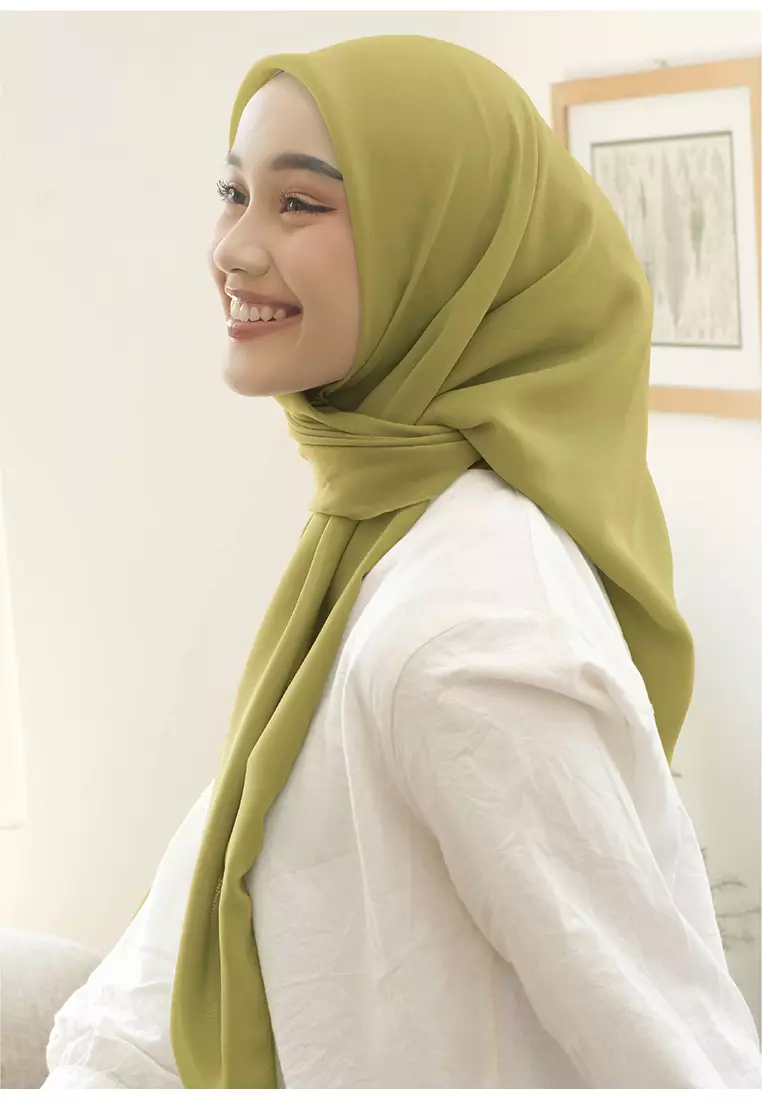 Polly Cotton (Hijab Segiempat Bella Square) Zaitun