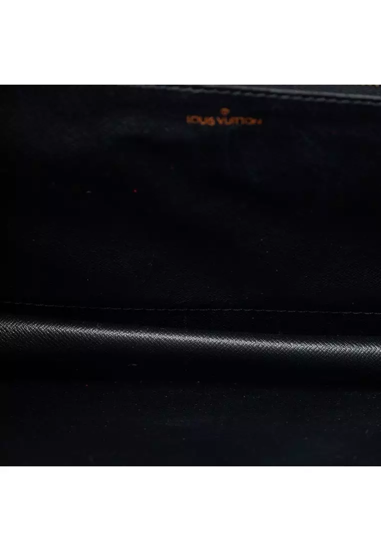 Pre-Loved Louis Vuitton Epi Monceau 28