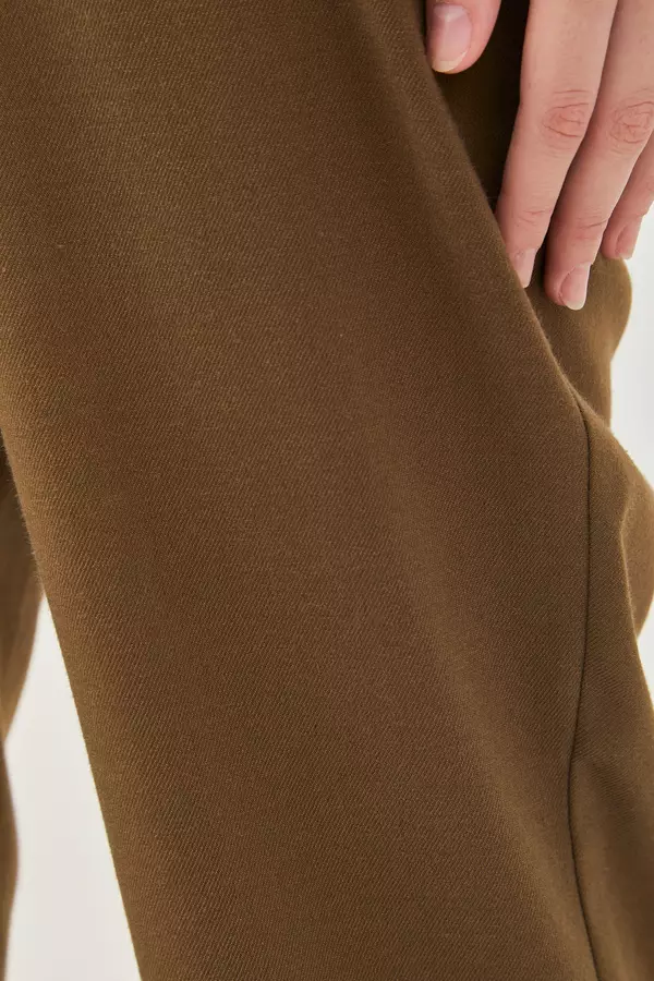 Minimal Terra Ankle Baggy Pants - Brown