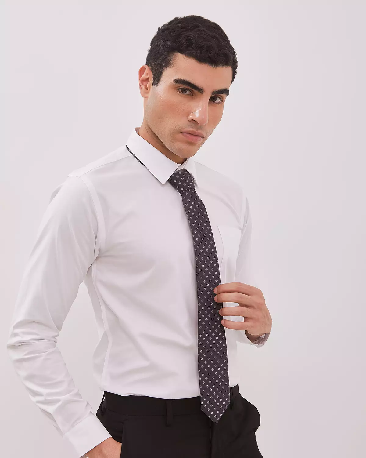 MEN'S FORMAL GRAY POLKA DOT PATTERN TIE