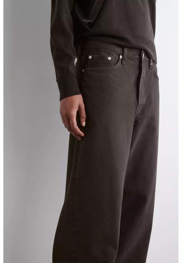 FACADE STRAIGHT-LEG JEANS