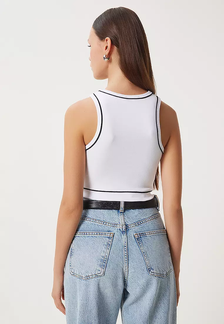 Contrast Cropped Tank Top